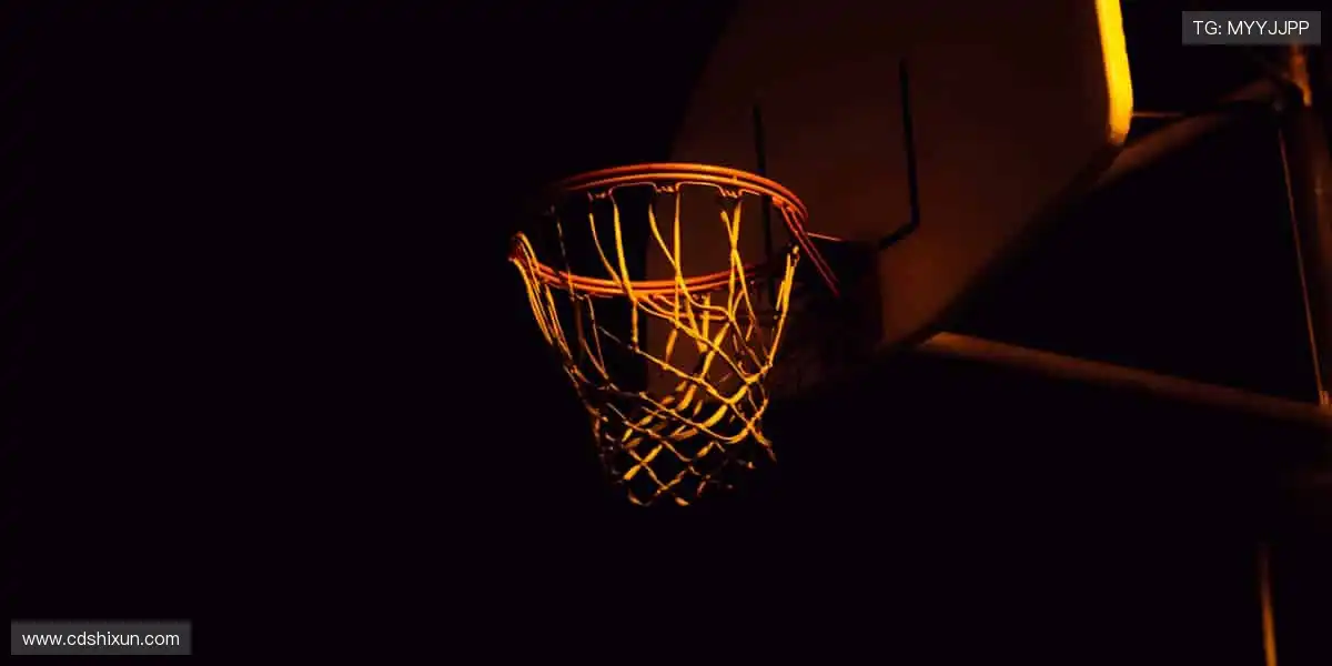 🎮用潮流诠释热爱，周边产品让运动精神融入生活！